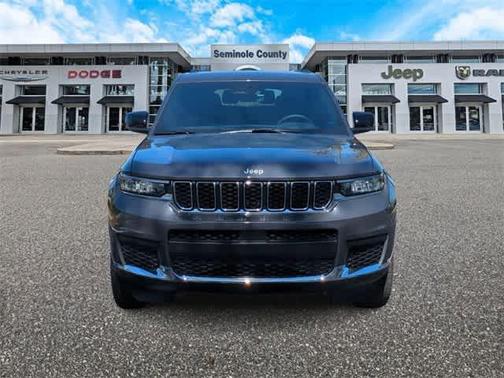 2025 Jeep Grand Cherokee L Laredo