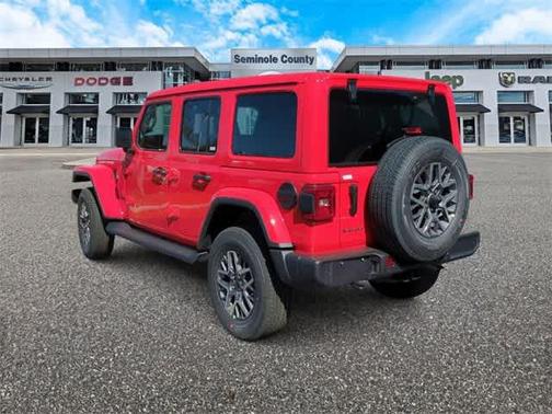 2025 Jeep Wrangler 4-Door Sahara 4x4