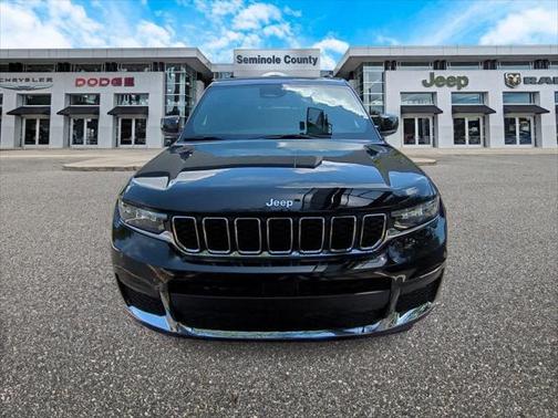 2025 Jeep Grand Cherokee L Laredo