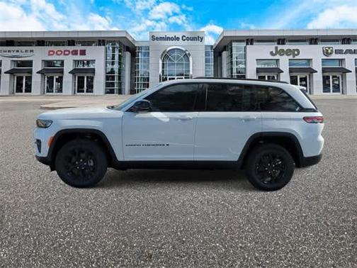 2025 Jeep Grand Cherokee Altitude