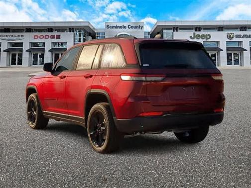 2025 Jeep Grand Cherokee Altitude