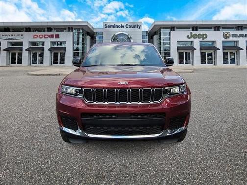 2025 Jeep Grand Cherokee L Laredo