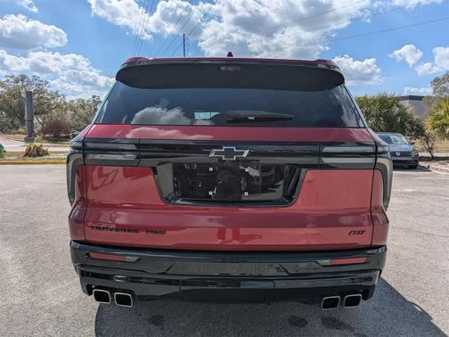 2024 Chevrolet Traverse RS