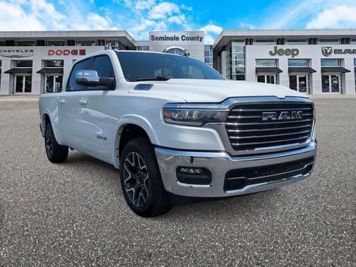 Bright White Clearcoat 2025 RAM 1500 Laramie