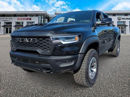 2026 RAM 1500 RHO Crew Cab 4x4 5'7' Box