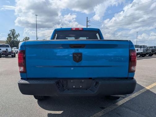 Hydro Blue Pearlcoat 2024 RAM 1500 Classic Warlock Crew Cab 4x2 5'7' Box