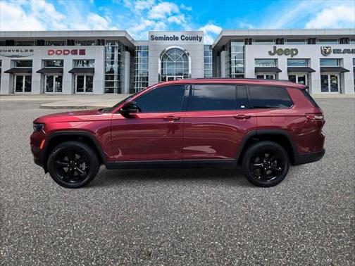 2022 Jeep Grand Cherokee L Altitude