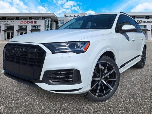2023 Audi Q7 55 Premium Plus
