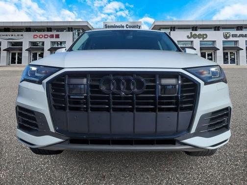 2023 Audi Q7 55 Premium Plus