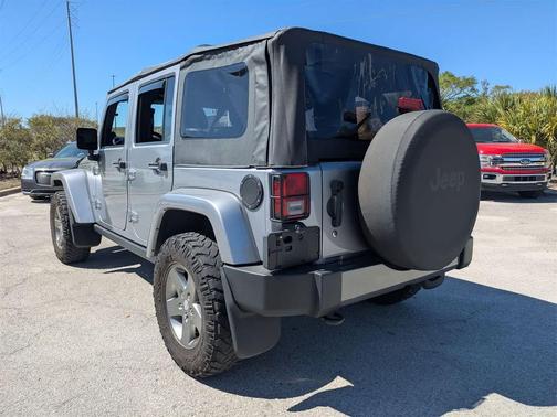2013 Jeep Wrangler Unlimited Freedom Edition