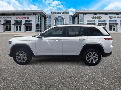 2025 Jeep Grand Cherokee L Laredo