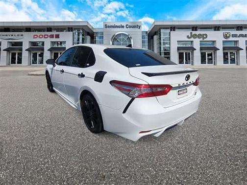 2020 Toyota Camry SE