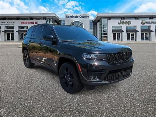 2024 Jeep Grand Cherokee Altitude