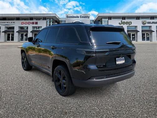 2024 Jeep Grand Cherokee Altitude