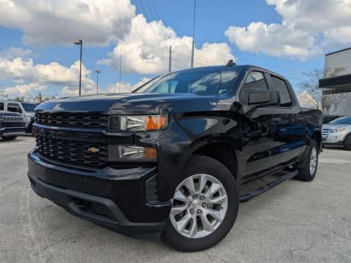 2022 Chevrolet Silverado 1500 Custom