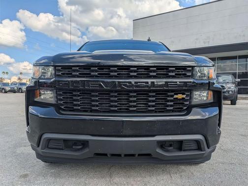 2022 Chevrolet Silverado 1500 Custom