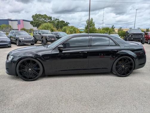 2021 Chrysler 300 Touring