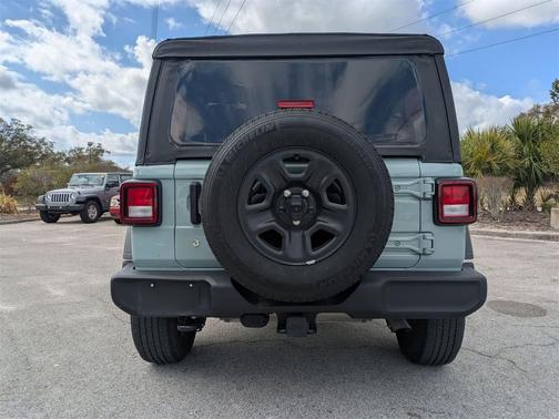 2023 Jeep Wrangler Sport