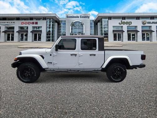 2021 Jeep Gladiator Willys 4x4
