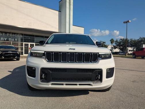 2022 Jeep Grand Cherokee L Overland