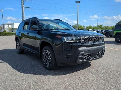 Diamond Black Crystal Pearlcoat 2026 Jeep Cherokee Limited