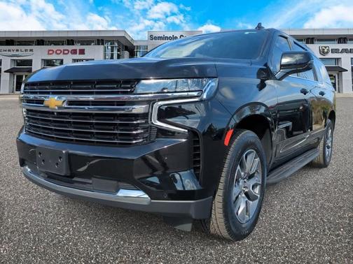 2024 Chevrolet Suburban LT