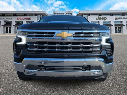 2025 Chevrolet Silverado 1500 LTZ