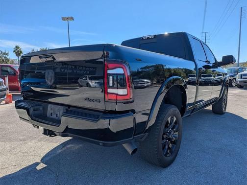 2020 RAM 2500 Limited Crew Cab 4X4 6'4' Box