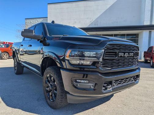 2020 RAM 2500 Limited Crew Cab 4X4 6'4' Box