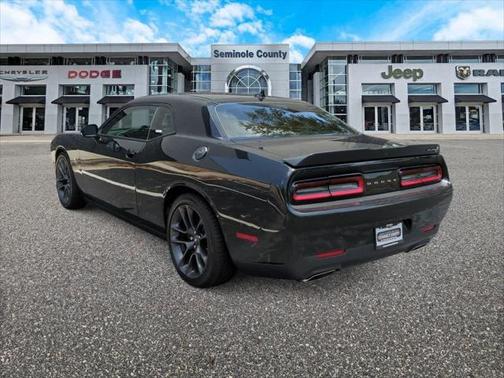 2022 Dodge Challenger R/T Scat Pack