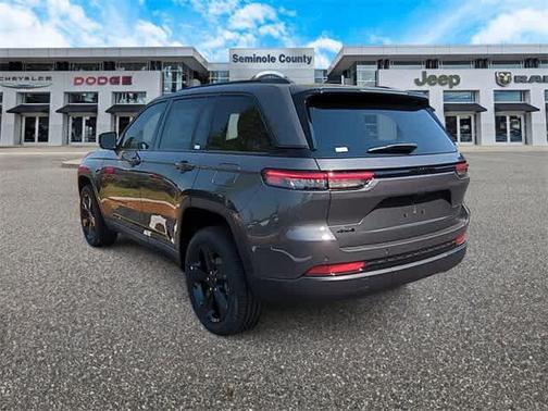 2025 Jeep Grand Cherokee Altitude