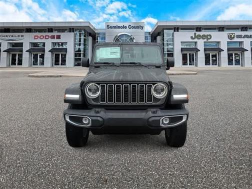 2025 Jeep Wrangler 4-Door Sahara 4x4