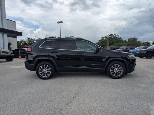 Diamond Black Crystal Pearlcoat 2021 Jeep Cherokee Latitude Lux