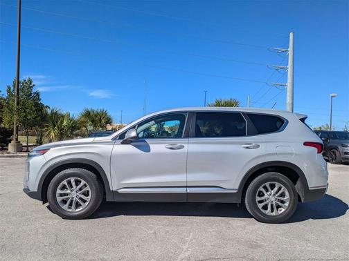 2020 Hyundai SANTA FE SE 2.4