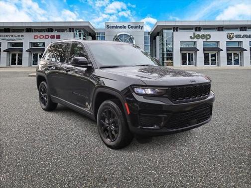 2025 Jeep Grand Cherokee Altitude