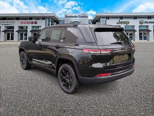 2025 Jeep Grand Cherokee Altitude