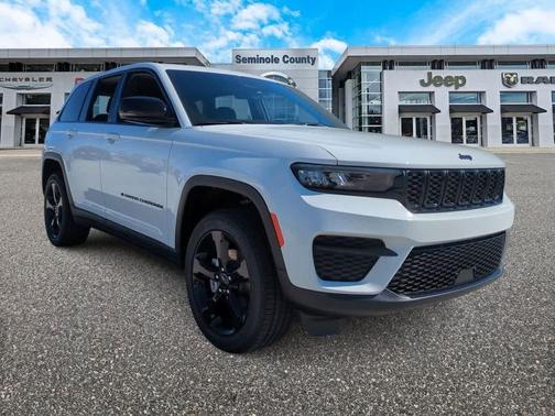 2025 Jeep Grand Cherokee Altitude