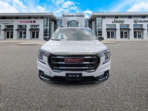 2022 GMC Terrain AWD AT4