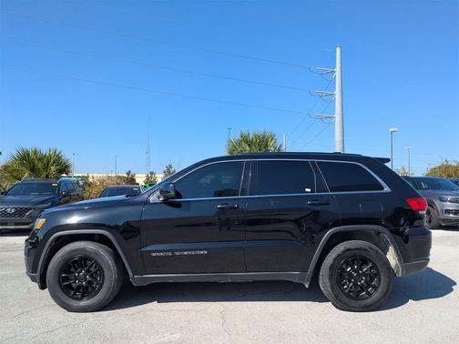 2018 Jeep Grand Cherokee Laredo