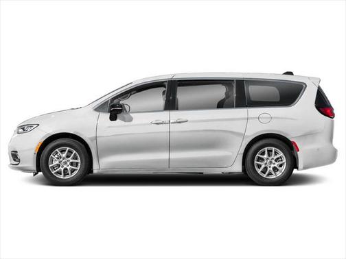2025 Chrysler Pacifica L