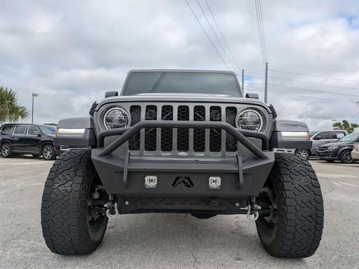 2022 Jeep Gladiator Sport S
