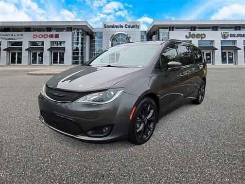 2019 Chrysler Pacifica Limited