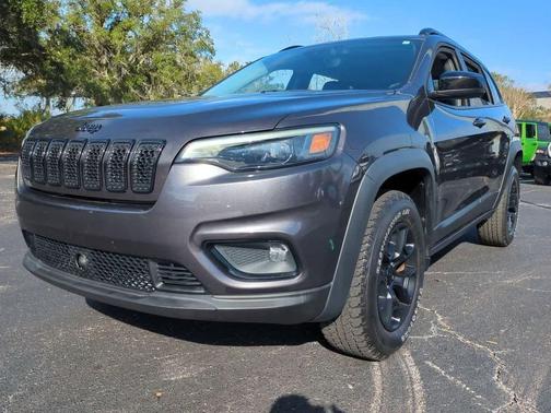 2022 Jeep Cherokee X 4x4