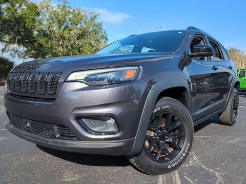 2022 Jeep Cherokee X 4x4
