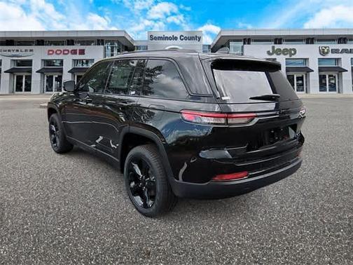 2025 Jeep Grand Cherokee Limited X