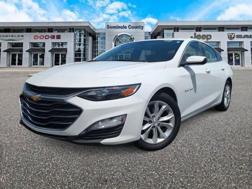 Summit White 2024 Chevrolet Malibu FWD 1LT