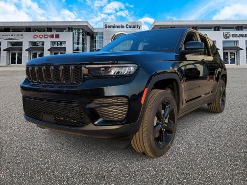 2025 Jeep Grand Cherokee Altitude