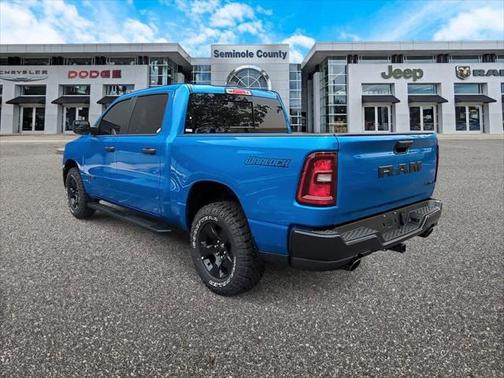 2025 RAM 1500 Warlock Crew Cab 4x4 5'7' Box