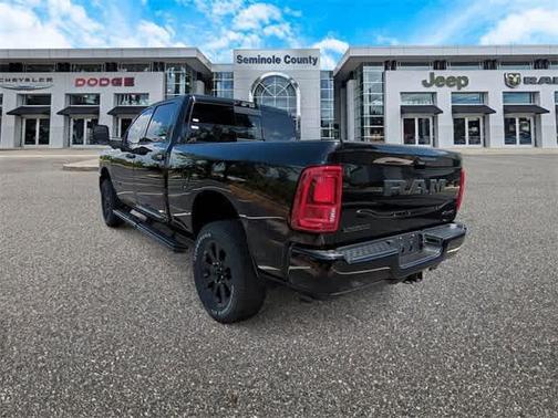 2025 RAM 2500 Big Horn Crew Cab 4x4 6'4' Box