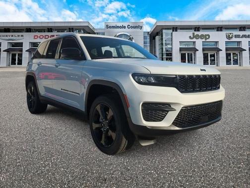 2025 Jeep Grand Cherokee Altitude